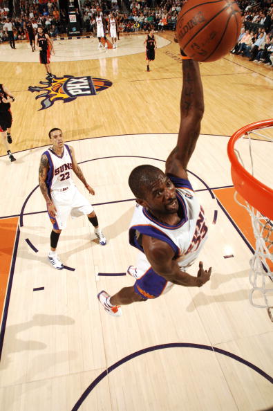 他不仅迅速 他不仅迅速