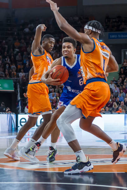 并未一夜强 并未一夜强